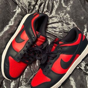 Nike Men's navy blue and Red dunks